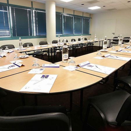 Ibis Styles Massy Opera Hotel Bagian luar foto