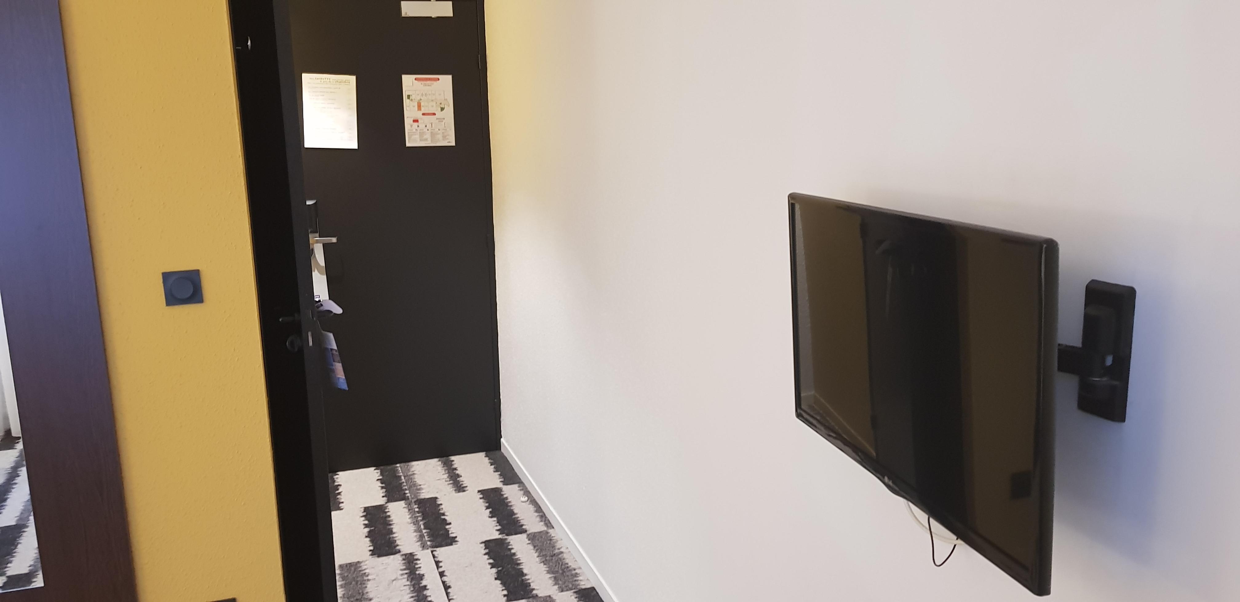 Ibis Styles Massy Opera Hotel Bagian luar foto