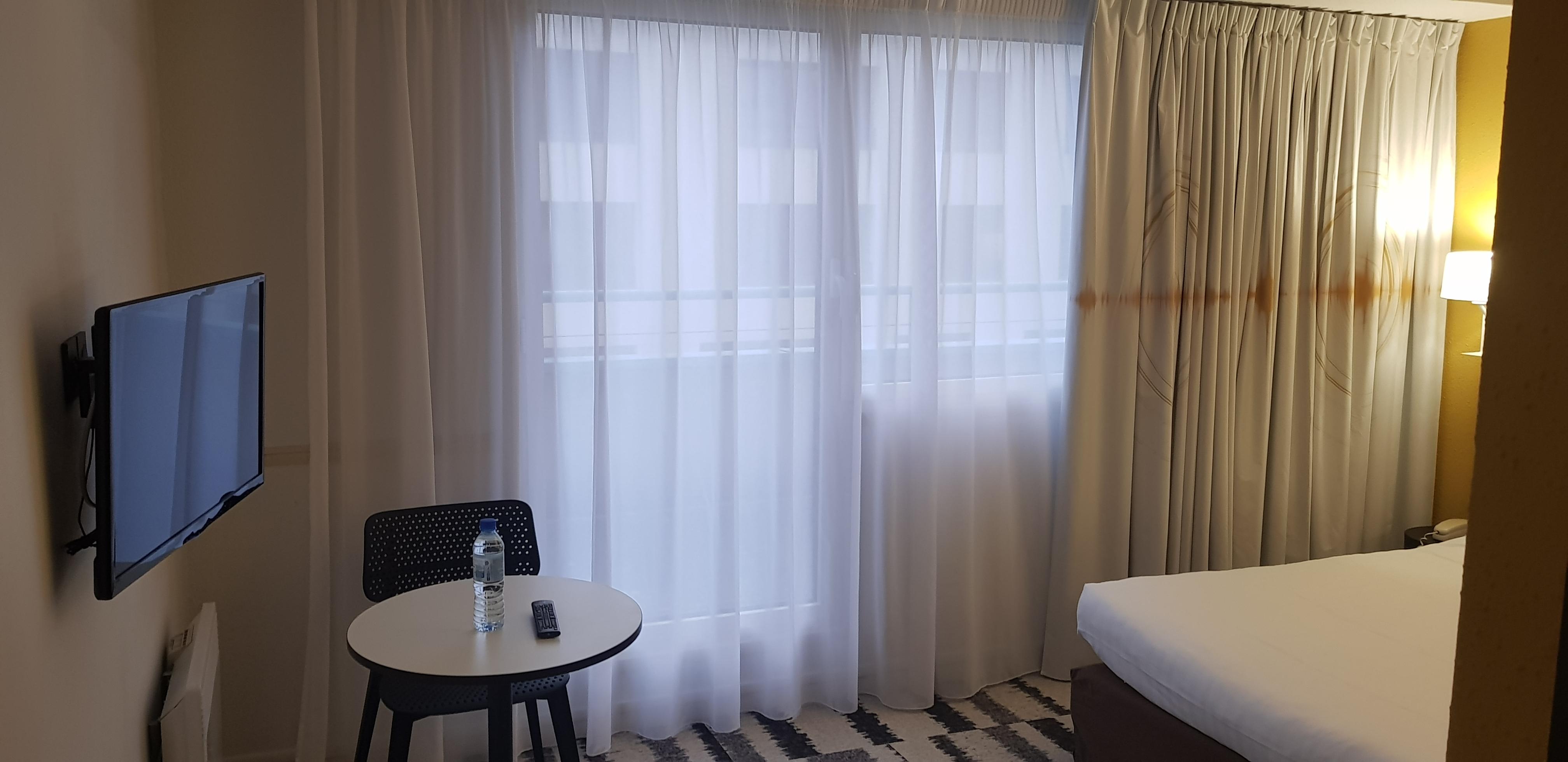 Ibis Styles Massy Opera Hotel Bagian luar foto