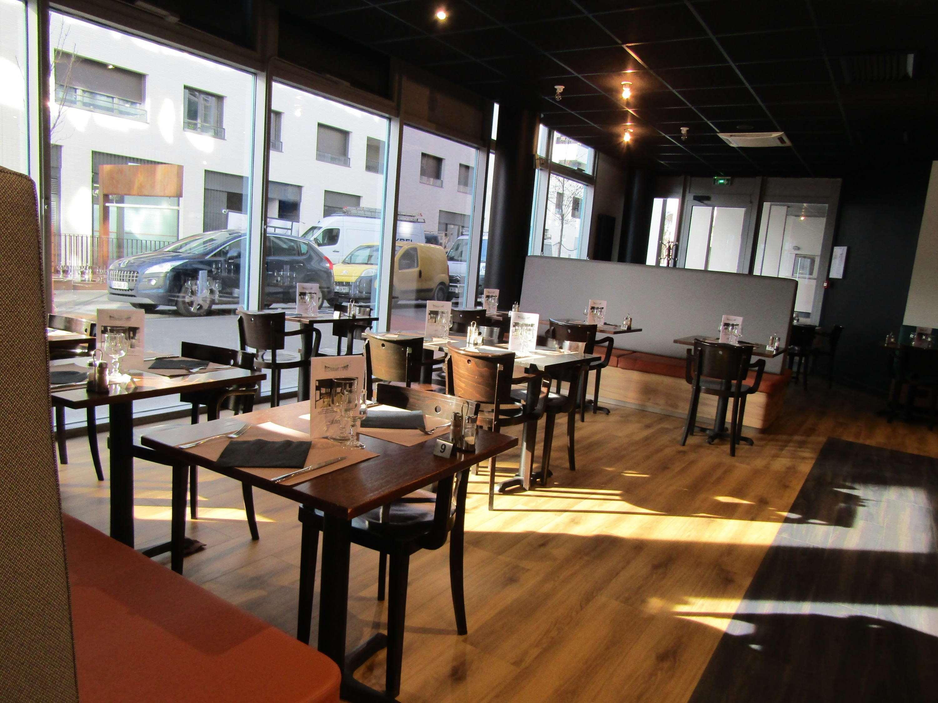 Ibis Styles Massy Opera Hotel Bagian luar foto