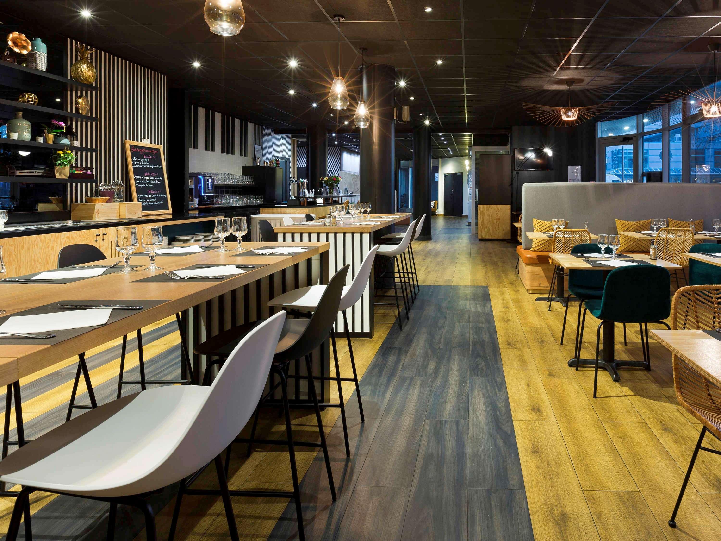 Ibis Styles Massy Opera Hotel Bagian luar foto