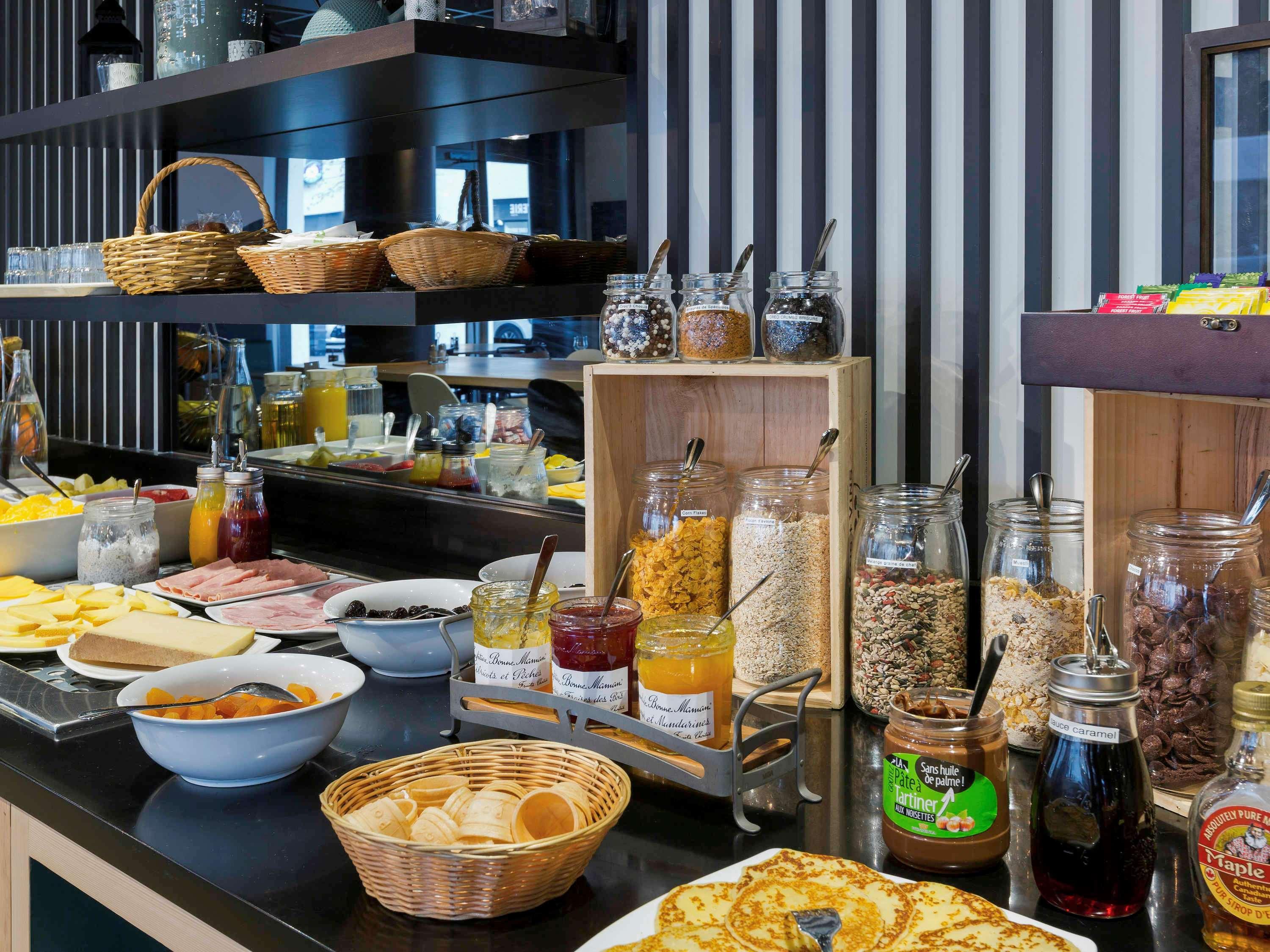Ibis Styles Massy Opera Hotel Bagian luar foto