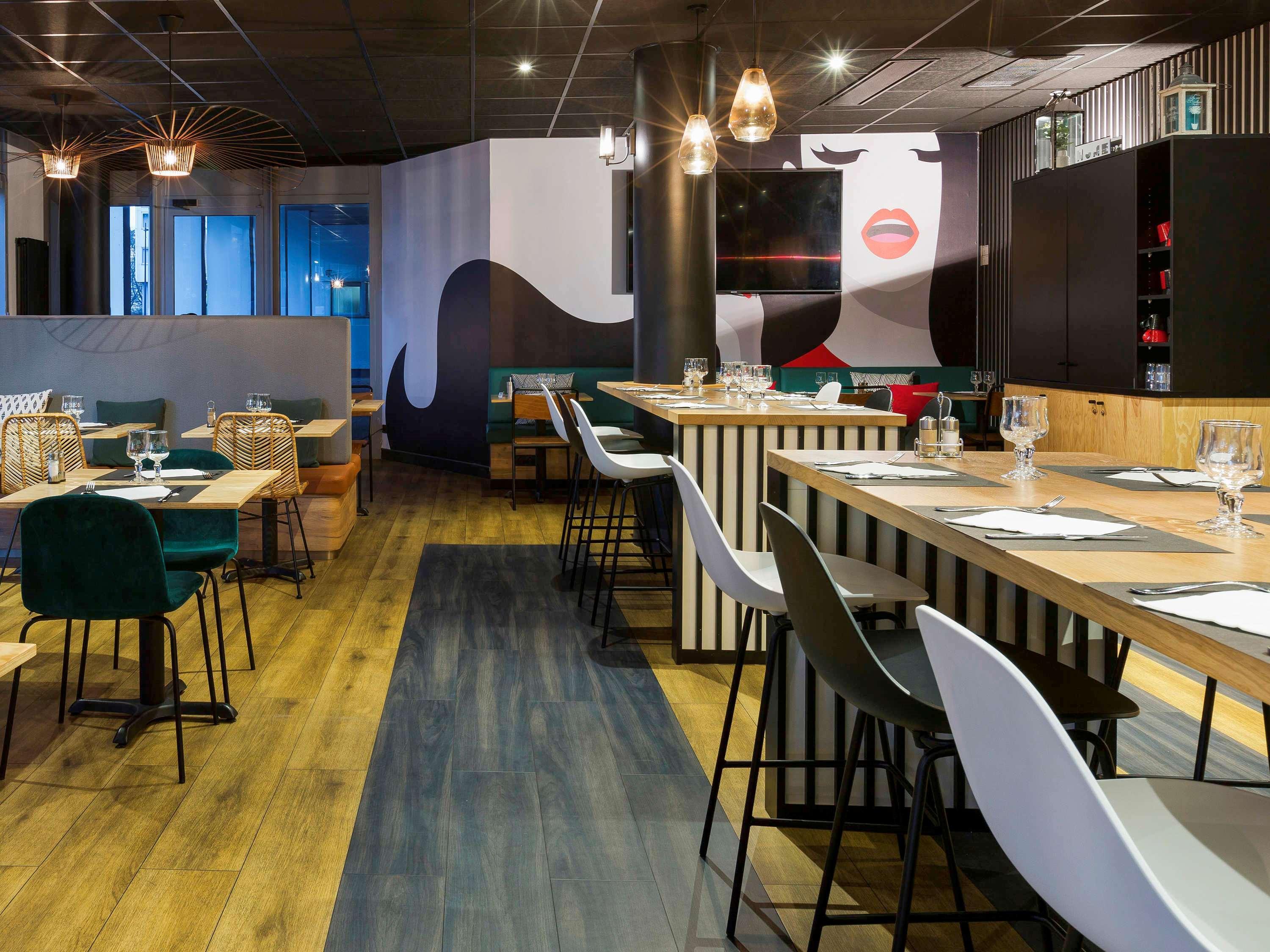 Ibis Styles Massy Opera Hotel Bagian luar foto