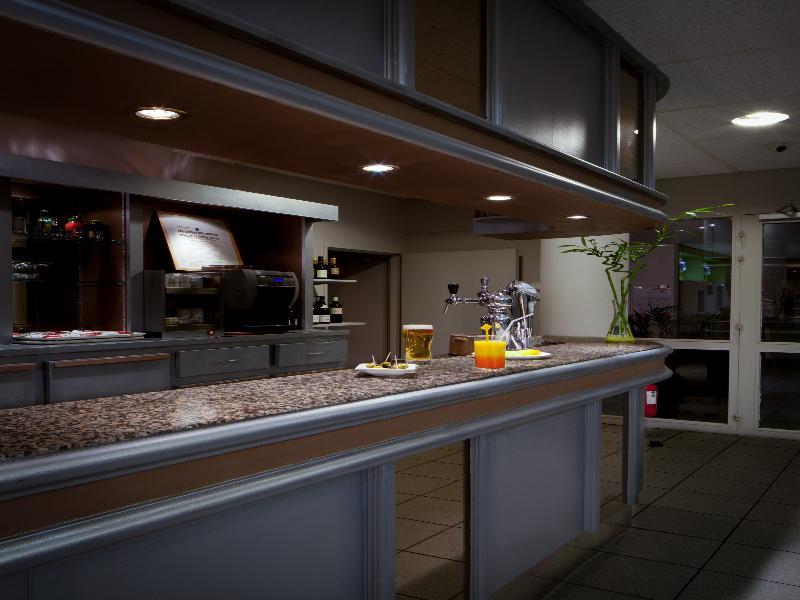 Ibis Styles Massy Opera Hotel Bagian luar foto