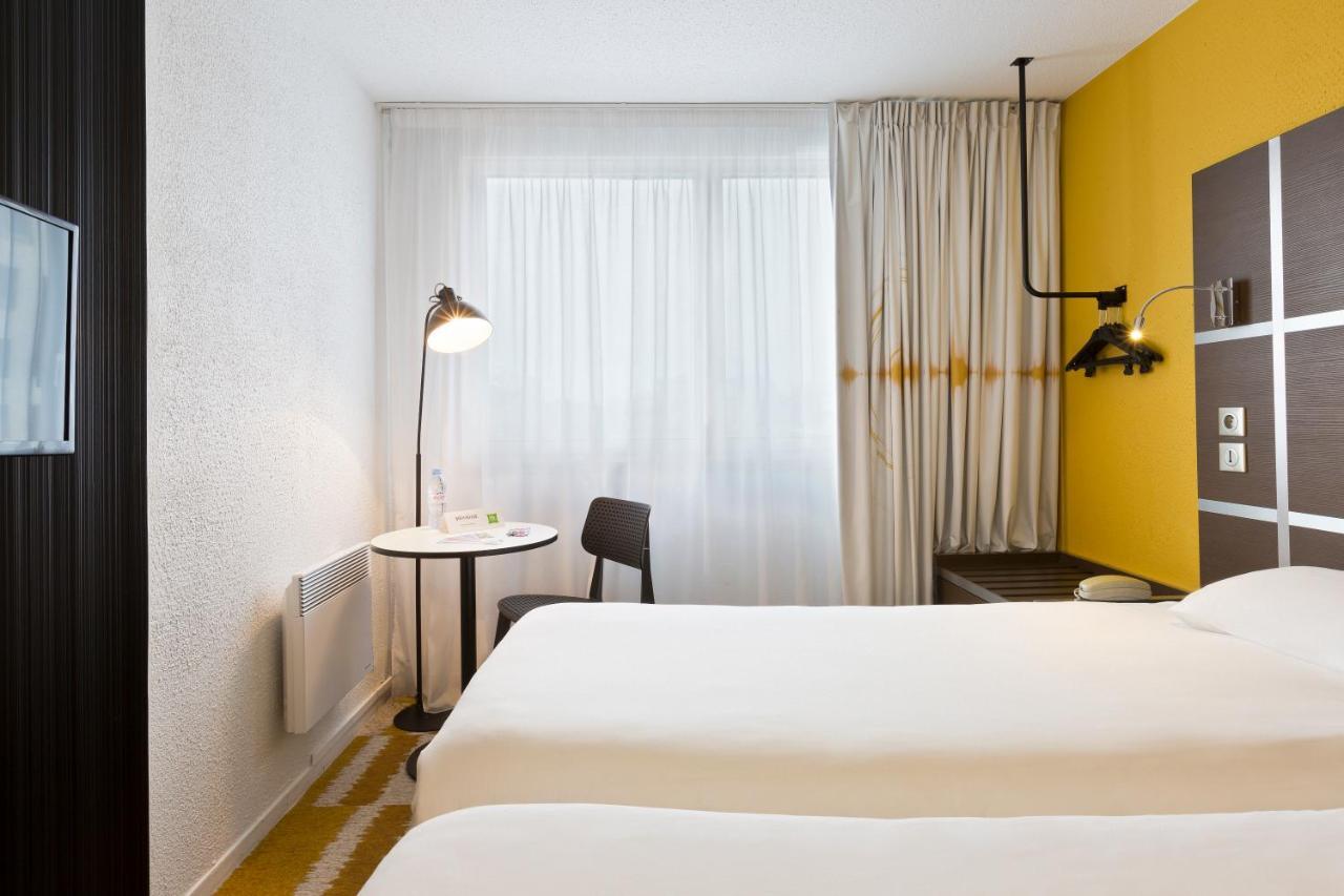 Ibis Styles Massy Opera Hotel Bagian luar foto