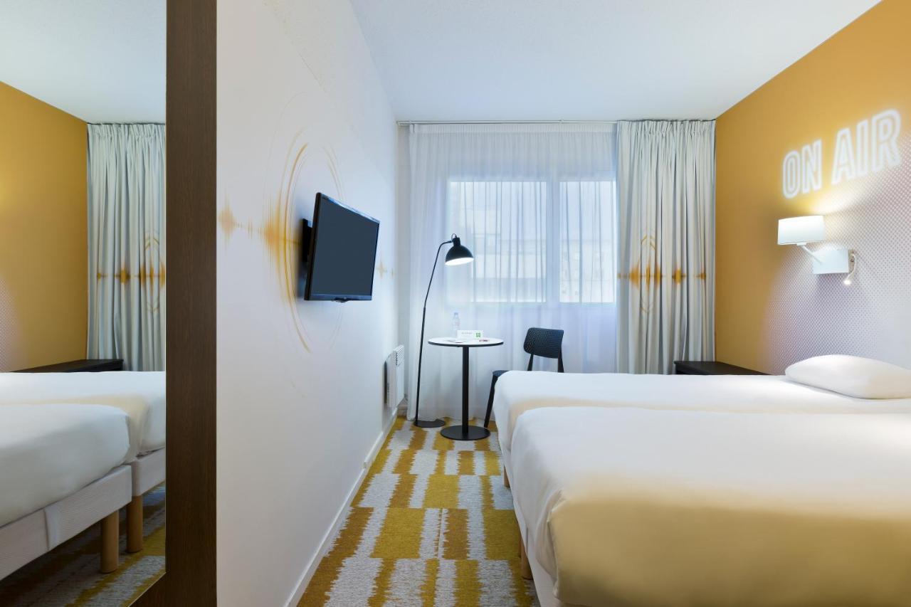 Ibis Styles Massy Opera Hotel Bagian luar foto